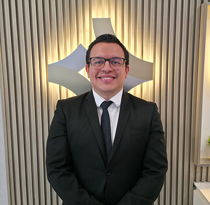 Dr. Mario A. Treviño